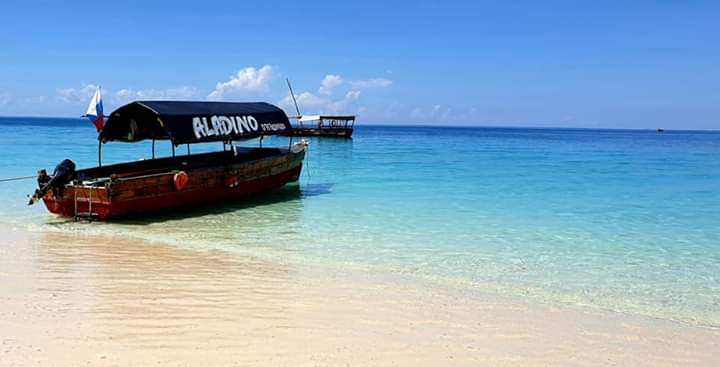 All day sandy beaches in Zanzibar Island - Zanzibar Day Trip